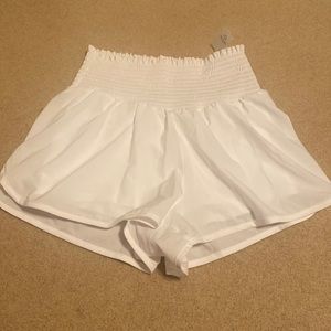 Aerie Offline White Running Shorts Size M NWT
